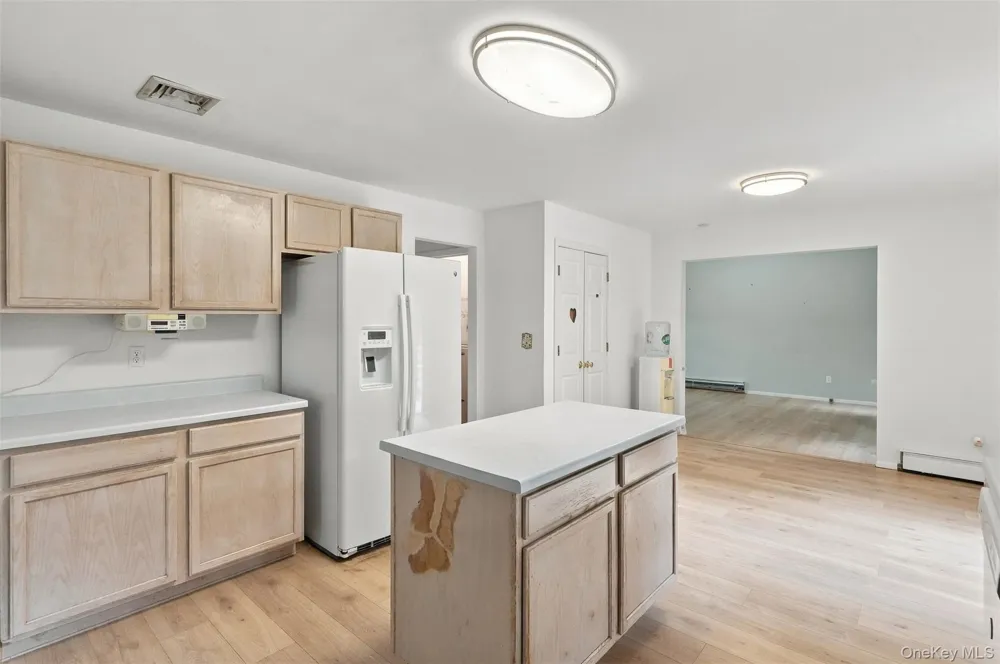 16 Cambridge Circle Monroe, NY 10950