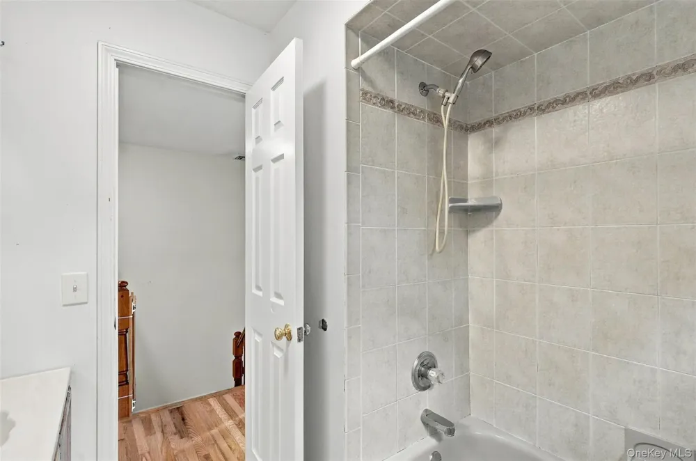 16 Cambridge Circle Monroe, NY 10950