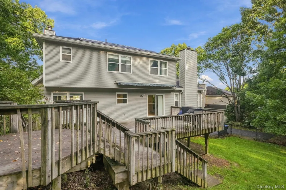 16 Cambridge Circle Monroe, NY 10950
