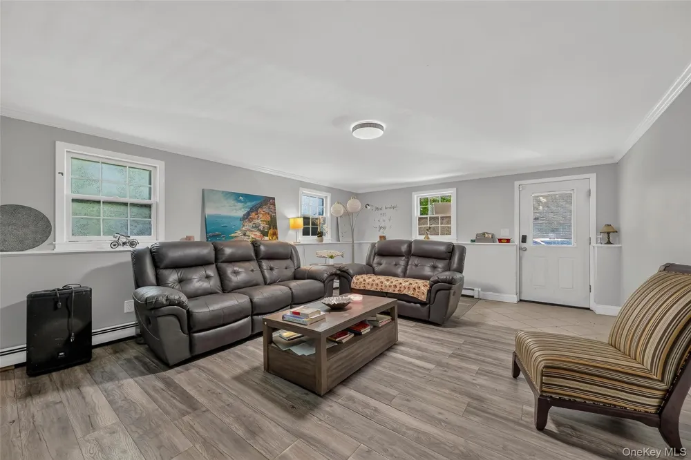 15 Oscawana Heights Road Putnam Valley, NY 10579