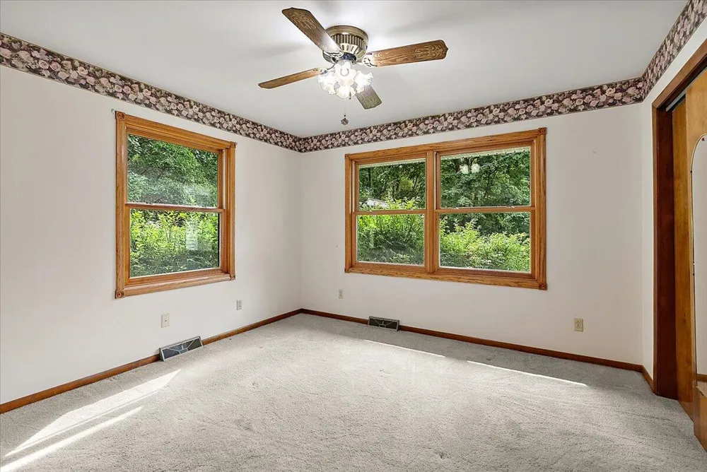 28193 60th Avenue Lawton, MI 49065