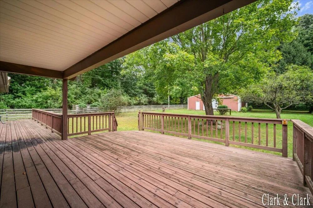 11080 Vergennes Street SE Lowell, MI 49331