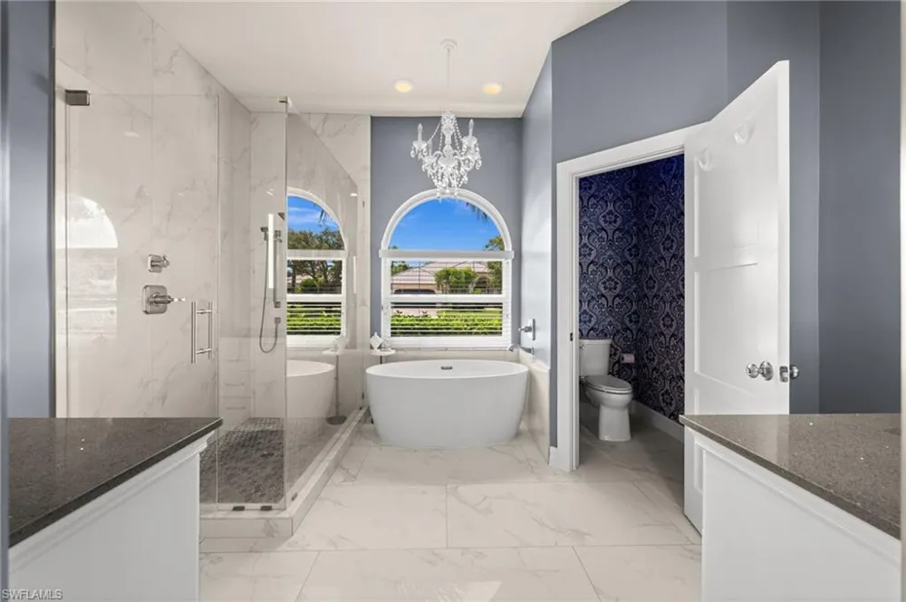 2127 Imperial Circle Naples, FL 34110