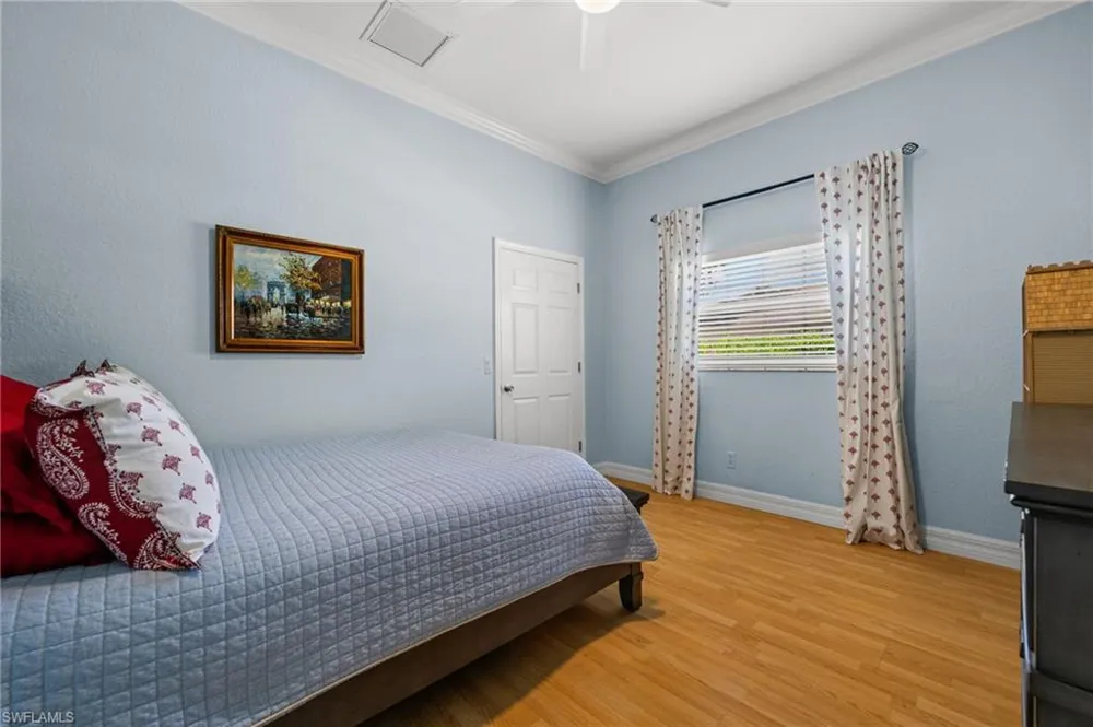 2127 Imperial Circle Naples, FL 34110