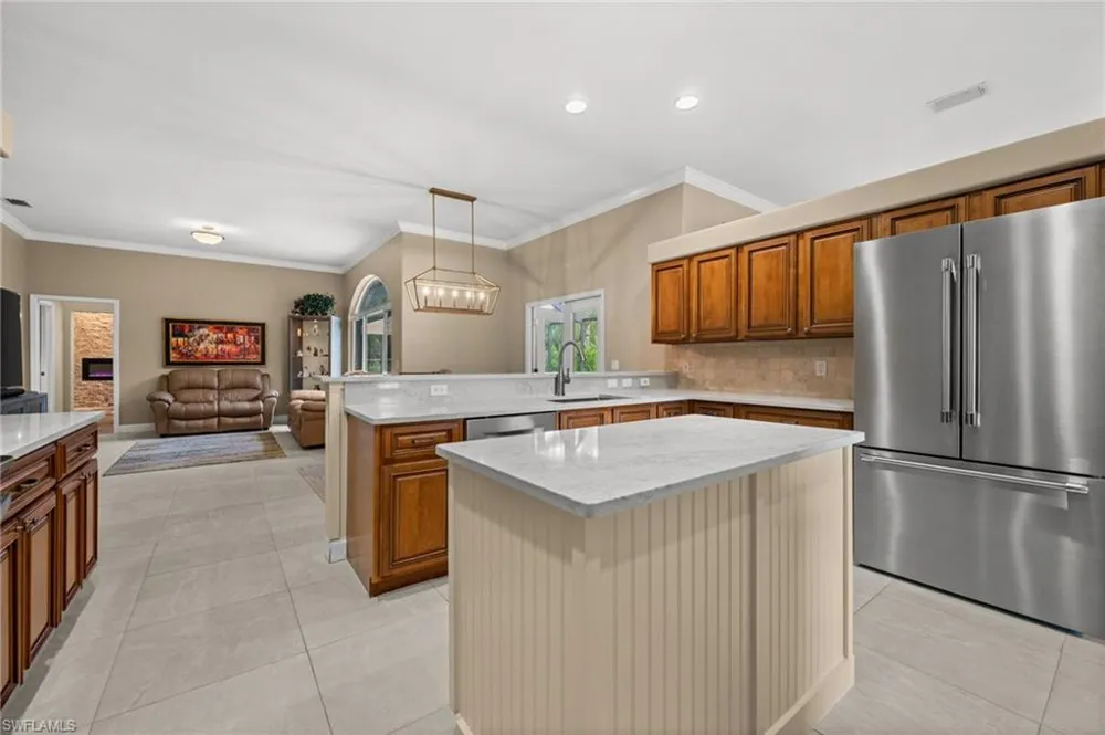 2127 Imperial Circle Naples, FL 34110