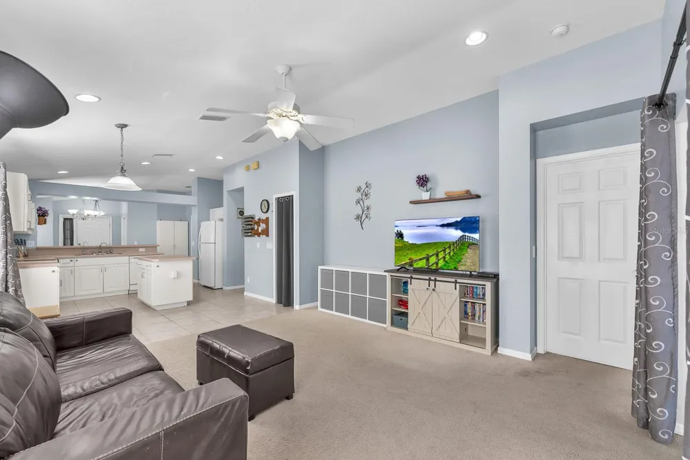 11433 BAY GARDENS LOOP Riverview, FL 33569
