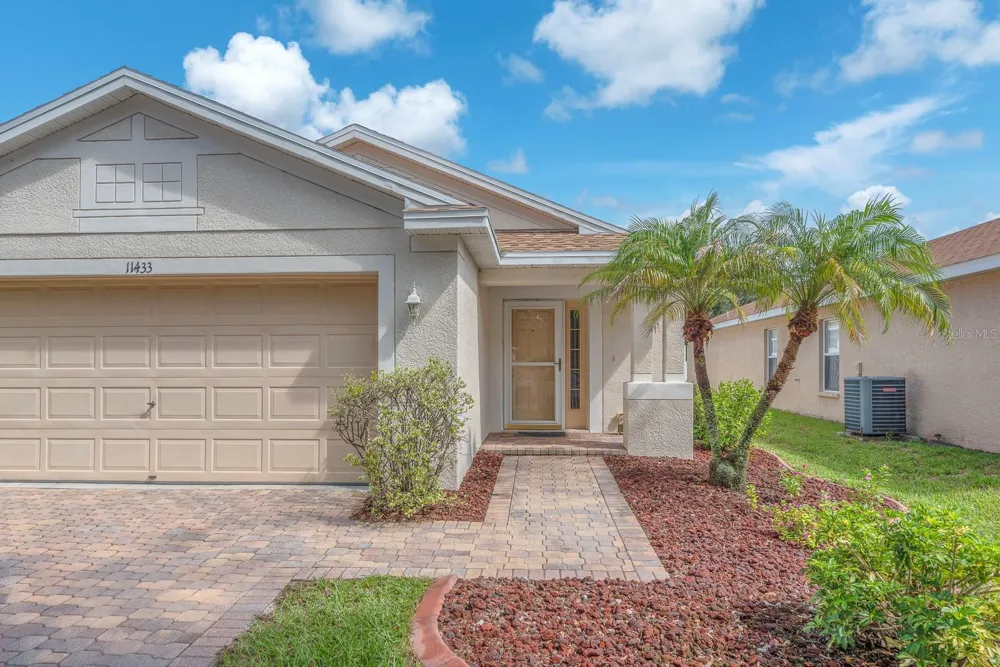 11433 BAY GARDENS LOOP Riverview, FL 33569