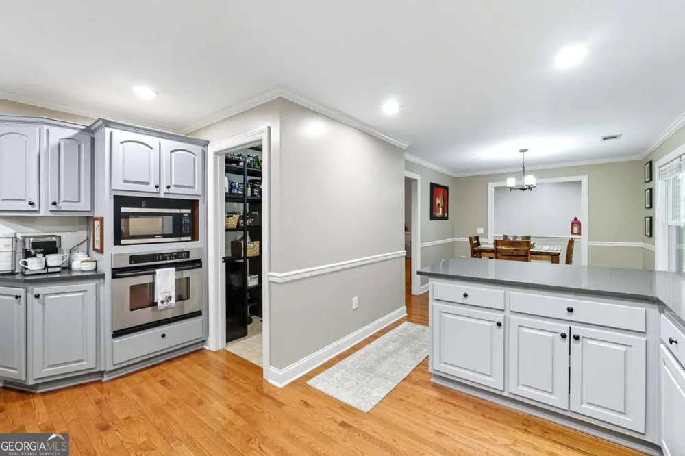 1190 Mill Creek DR Dawsonville, GA 30534