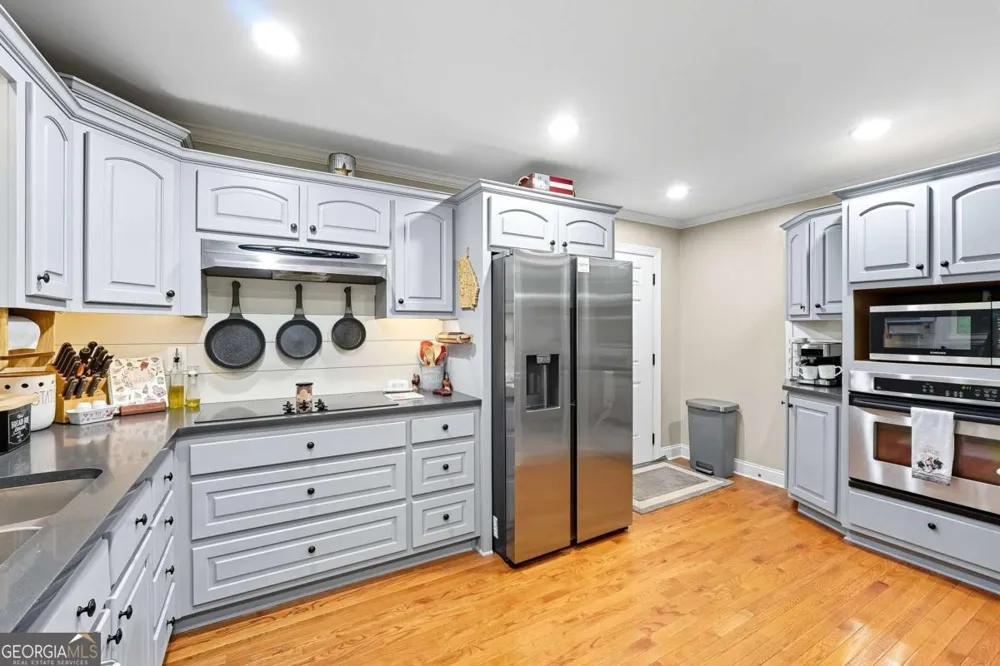 1190 Mill Creek DR Dawsonville, GA 30534