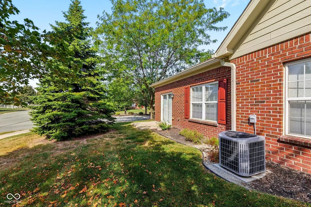 4003 Storrow Way Westfield, IN 46062