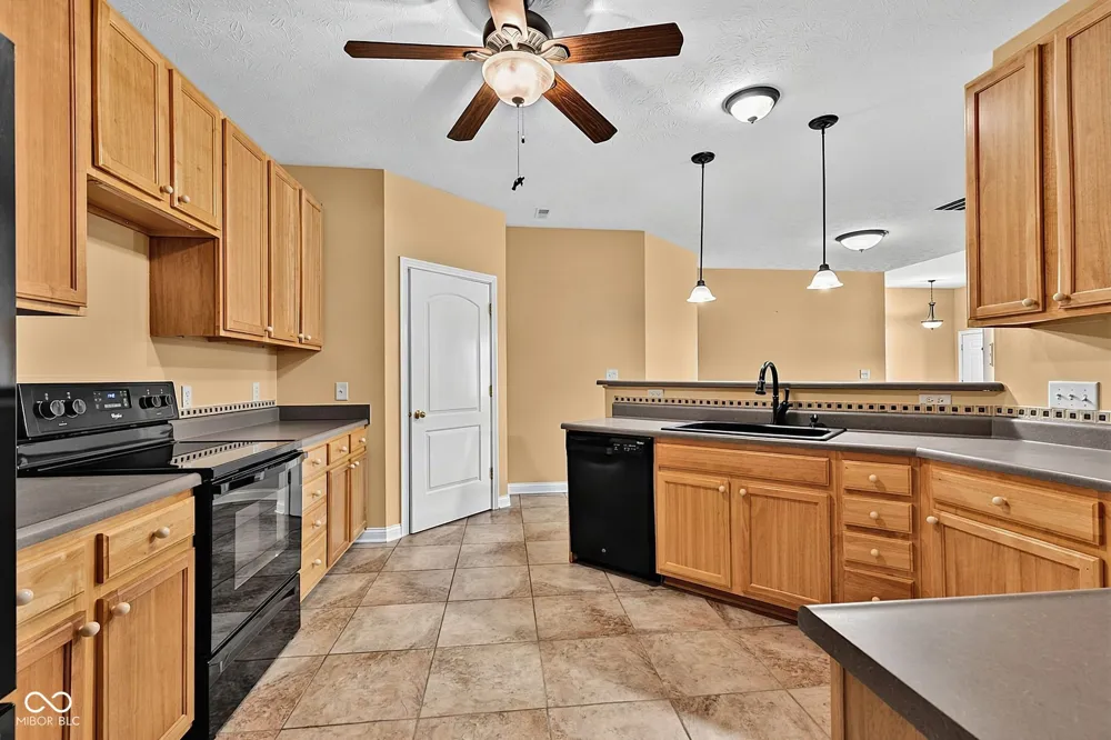 4003 Storrow Way Westfield, IN 46062