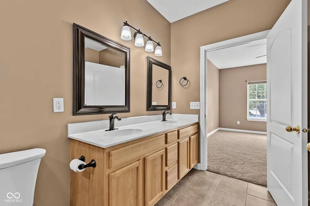 4003 Storrow Way Westfield, IN 46062