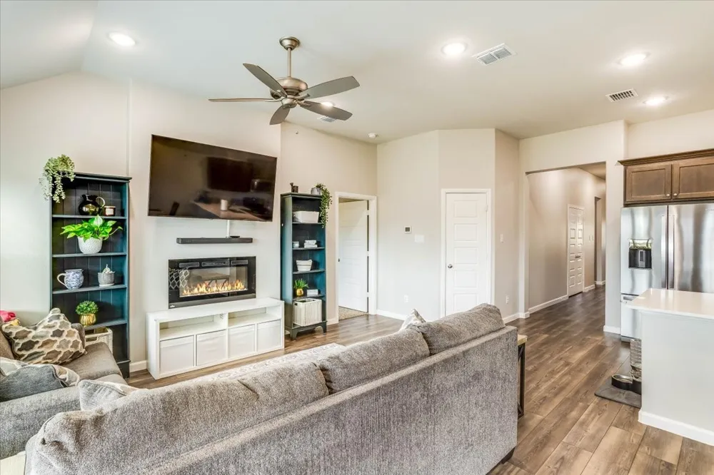 3423 Flatiron Drive Royse City, TX 75189