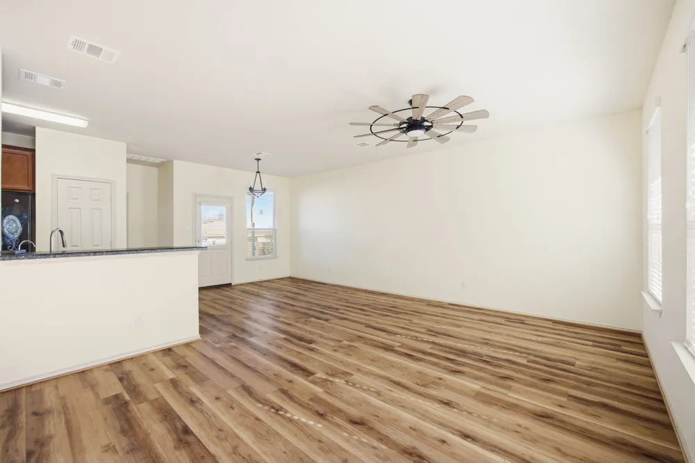 408 Azurite Drive Jarrell, TX 76537