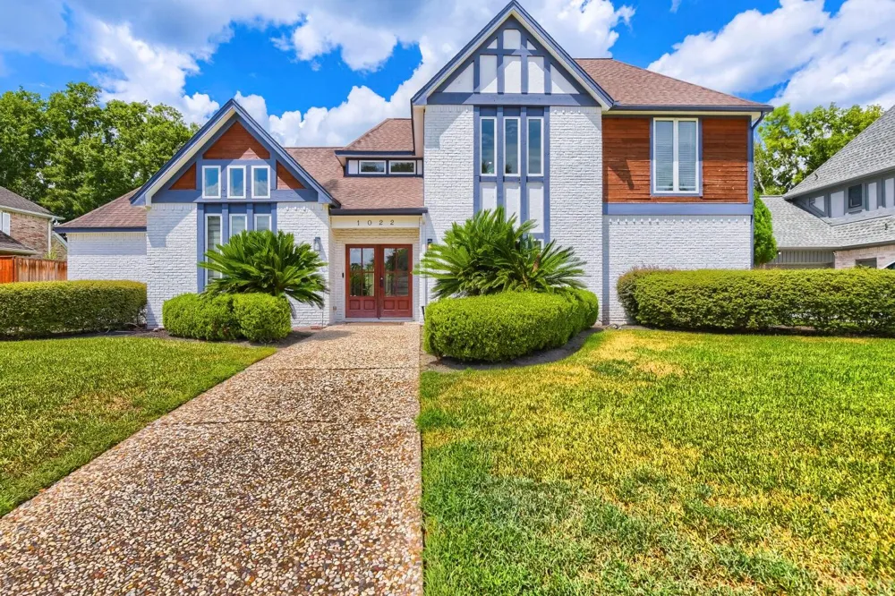 1022 Crossroads Drive Houston, TX 77079
