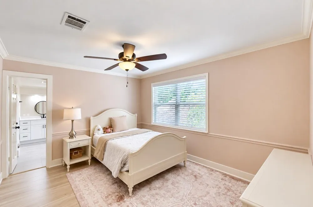 1022 Crossroads Drive Houston, TX 77079