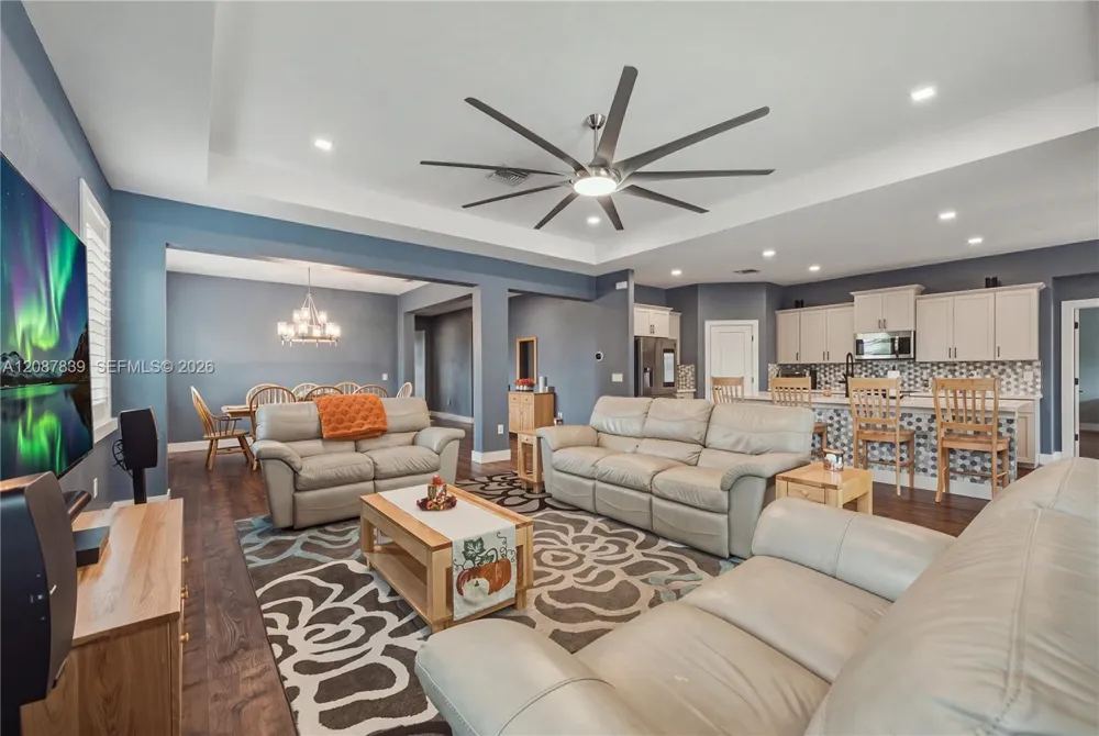 2590 SW Berry Park Cir Palm City, FL 34990
