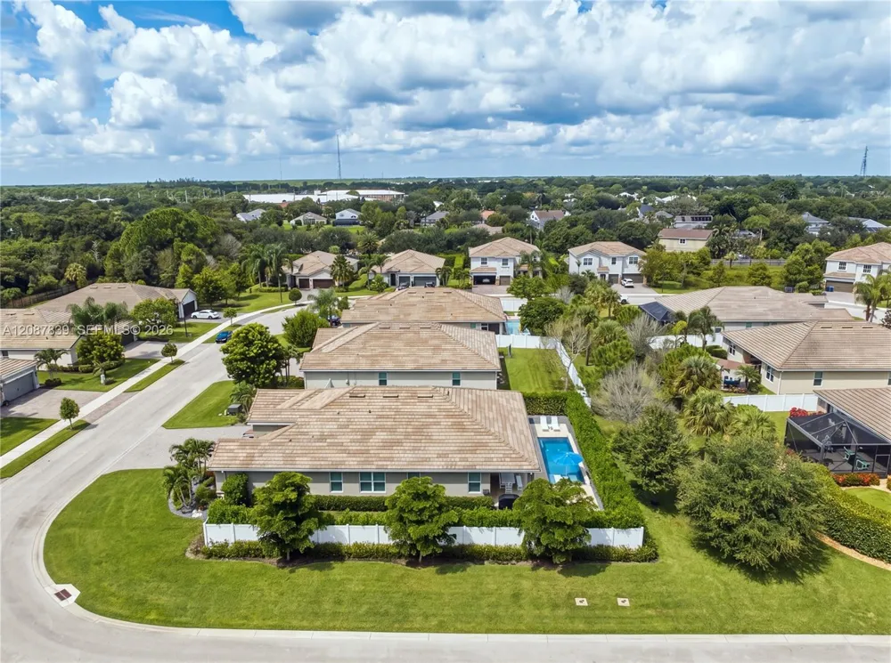 2590 SW Berry Park Cir Palm City, FL 34990