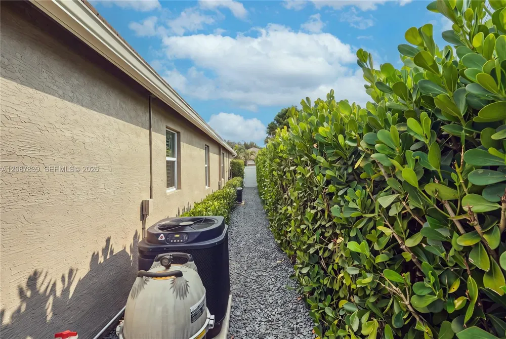 2590 SW Berry Park Cir Palm City, FL 34990
