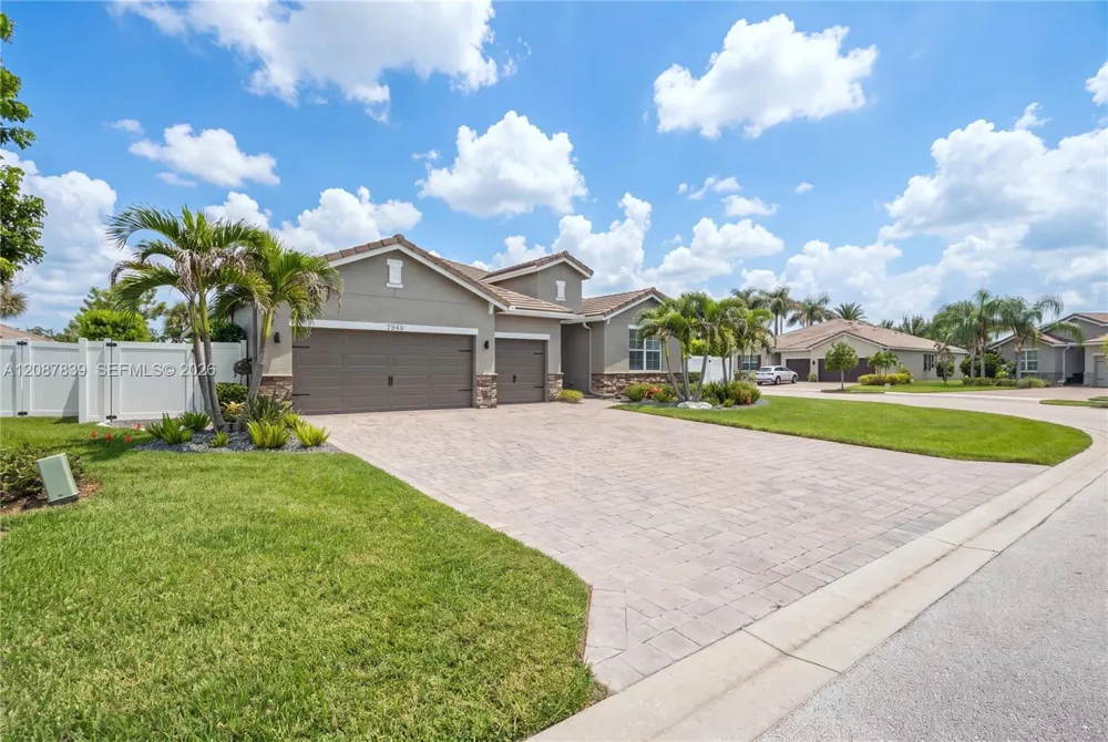 2590 SW Berry Park Cir Palm City, FL 34990