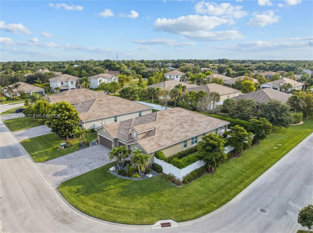 2590 SW Berry Park Cir Palm City, FL 34990