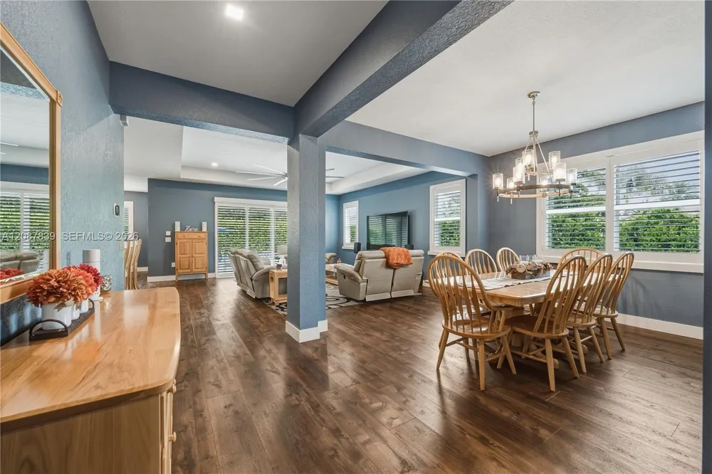 2590 SW Berry Park Cir Palm City, FL 34990