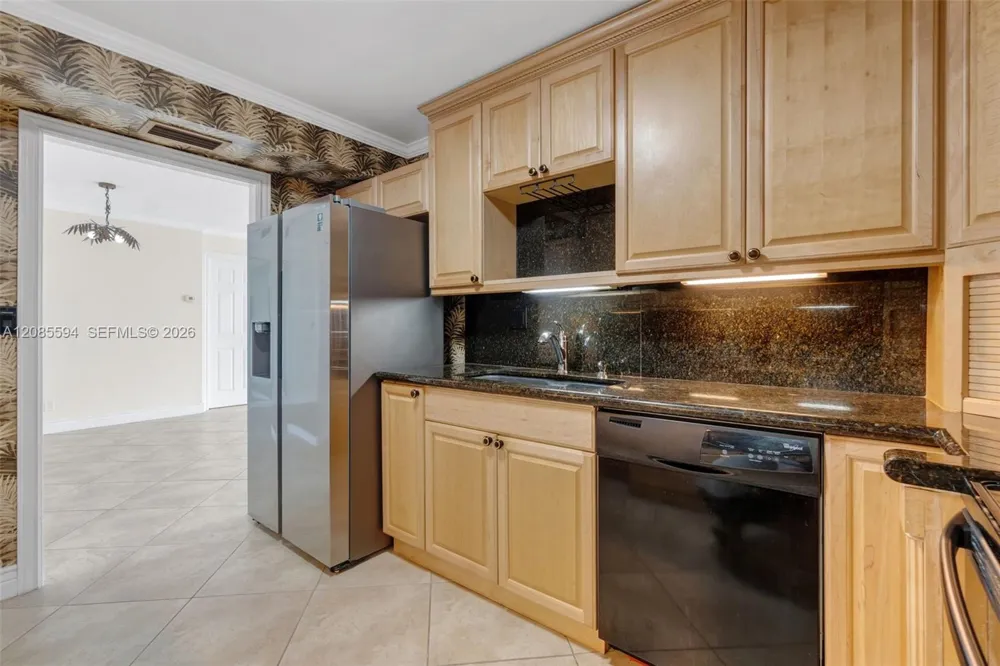 531 Ocean Blvd #1510 Pompano Beach, FL 33062