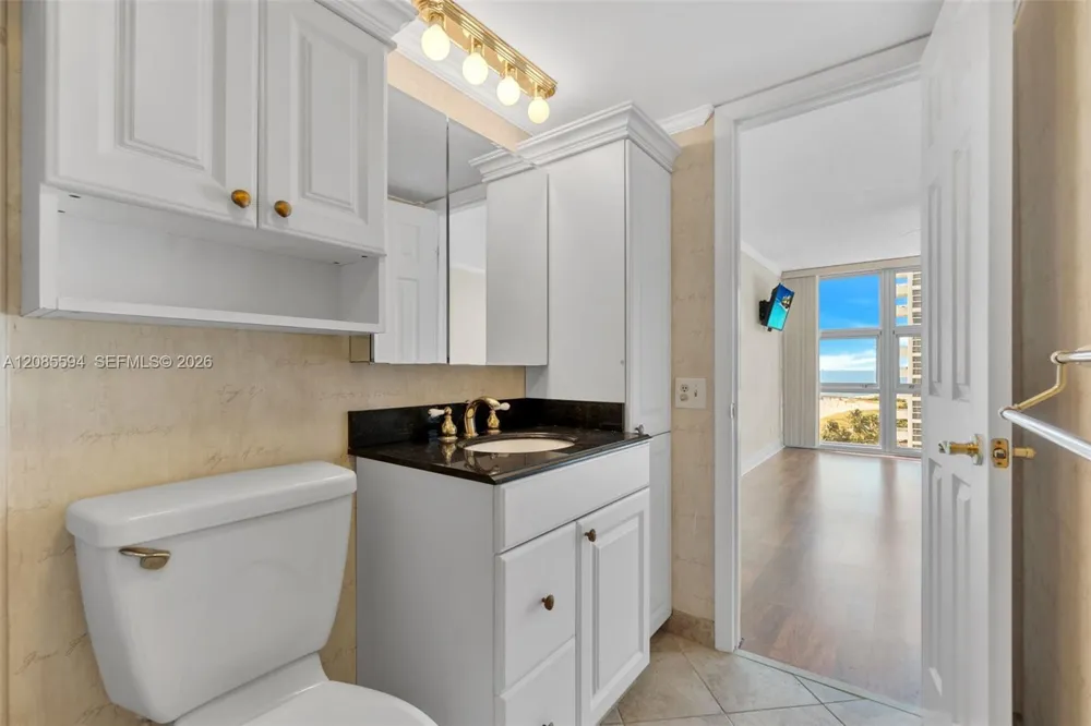 531 Ocean Blvd #1510 Pompano Beach, FL 33062