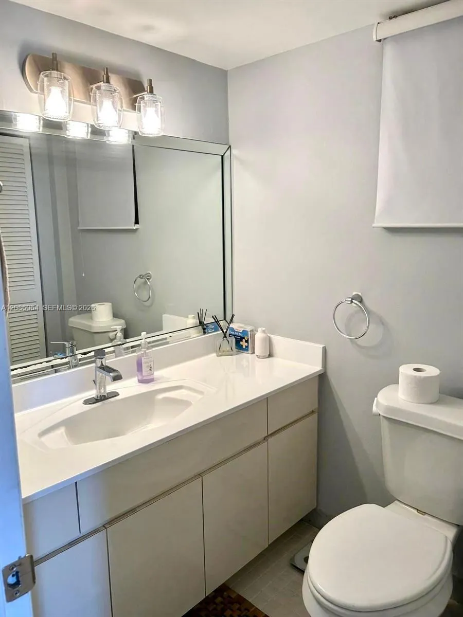 750 Ocean Blvd #1106 Pompano Beach, FL 33062