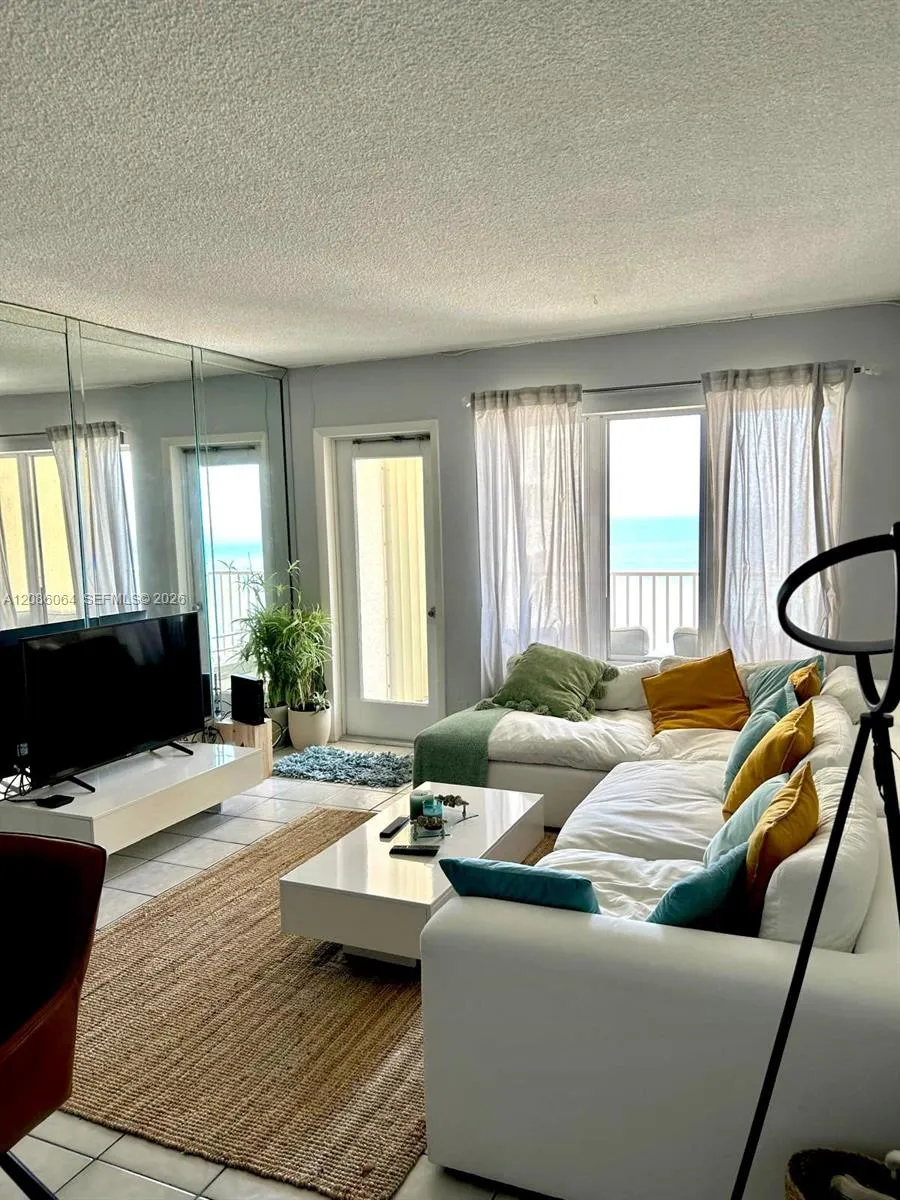 750 Ocean Blvd #1106 Pompano Beach, FL 33062