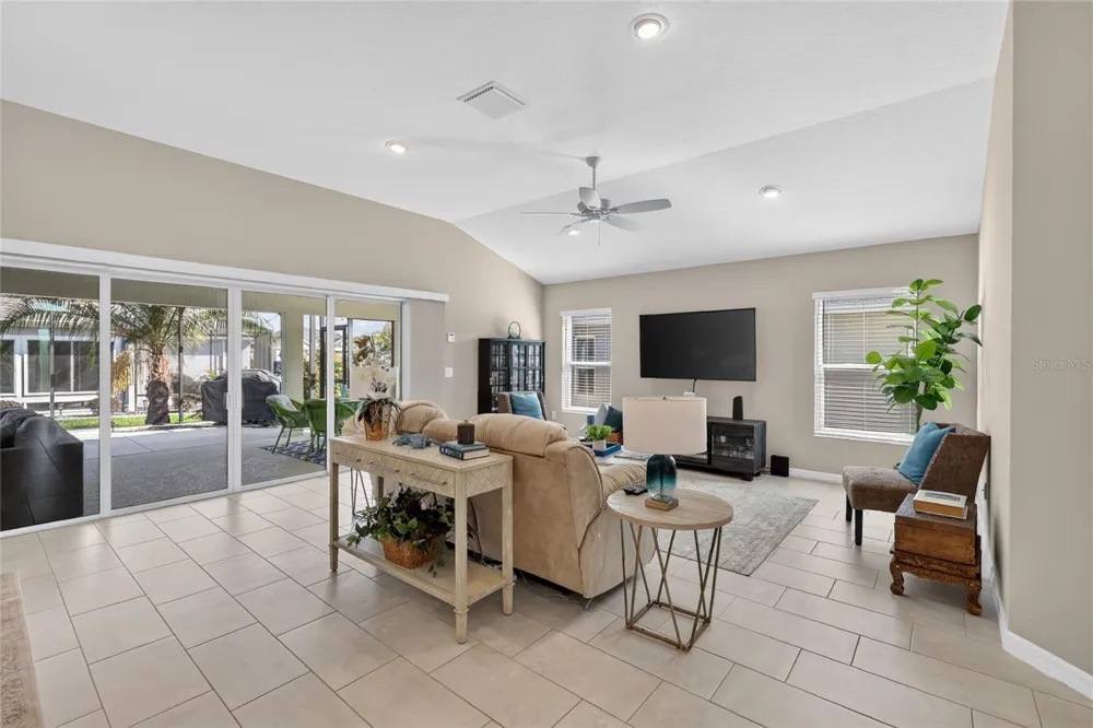 5825 FLINT LOOP The Villages, FL 32163