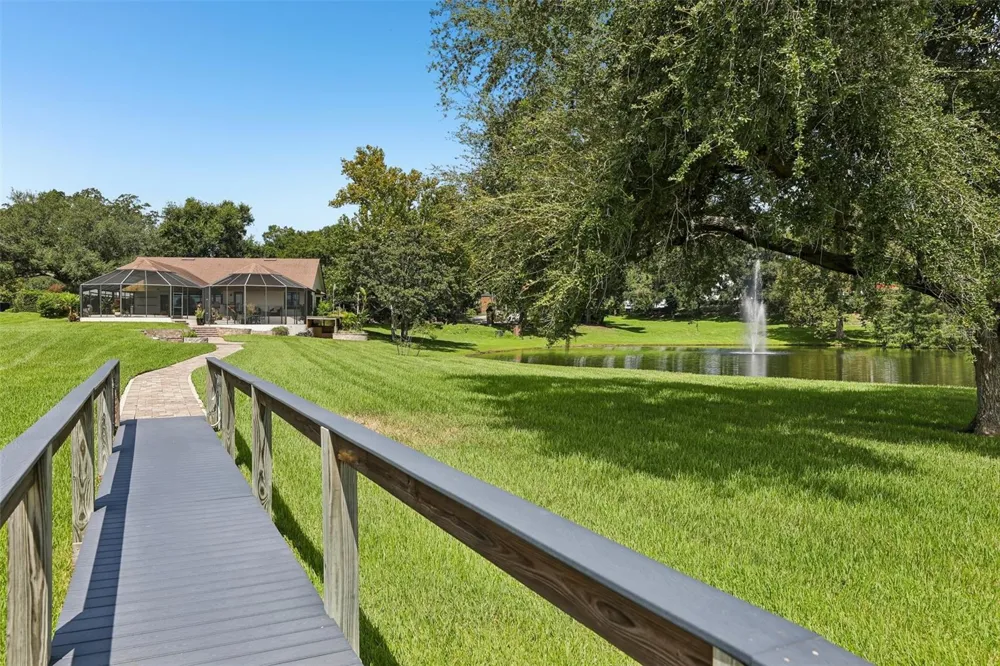 263 DEER ISLE DRIVE Winter Garden, FL 34787