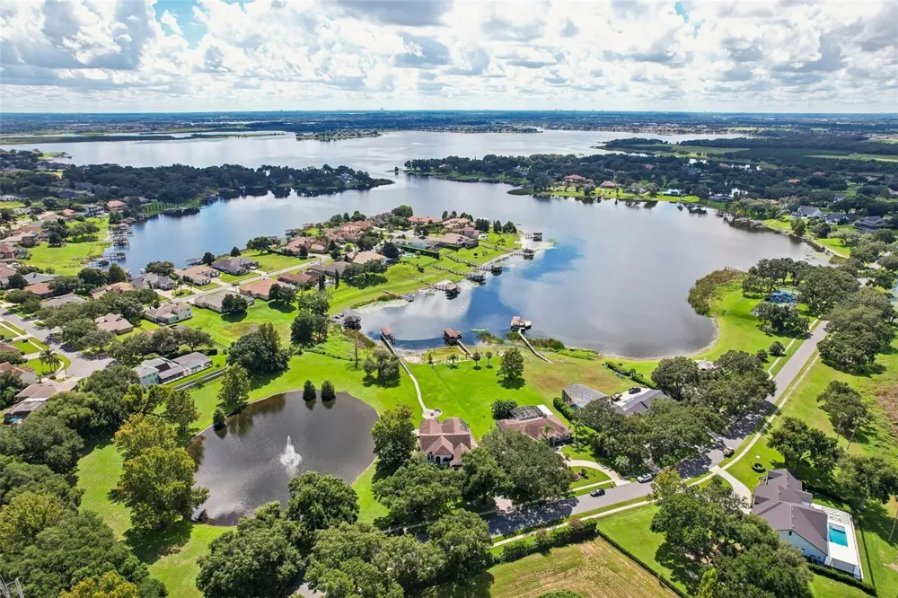 263 DEER ISLE DRIVE Winter Garden, FL 34787