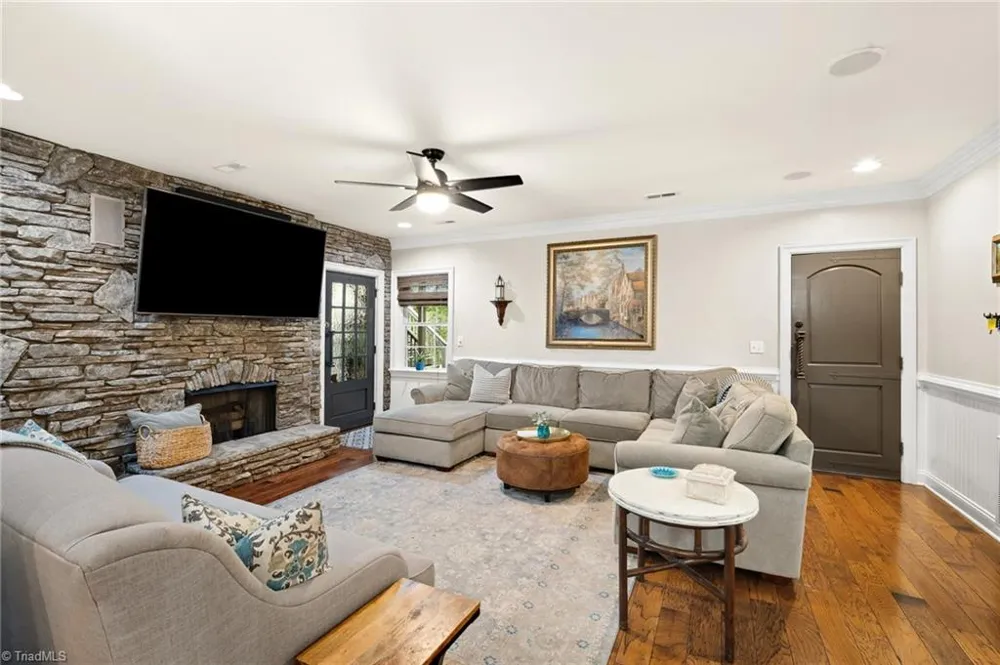 810 Poplar Grove Road Winston-Salem, NC 27106