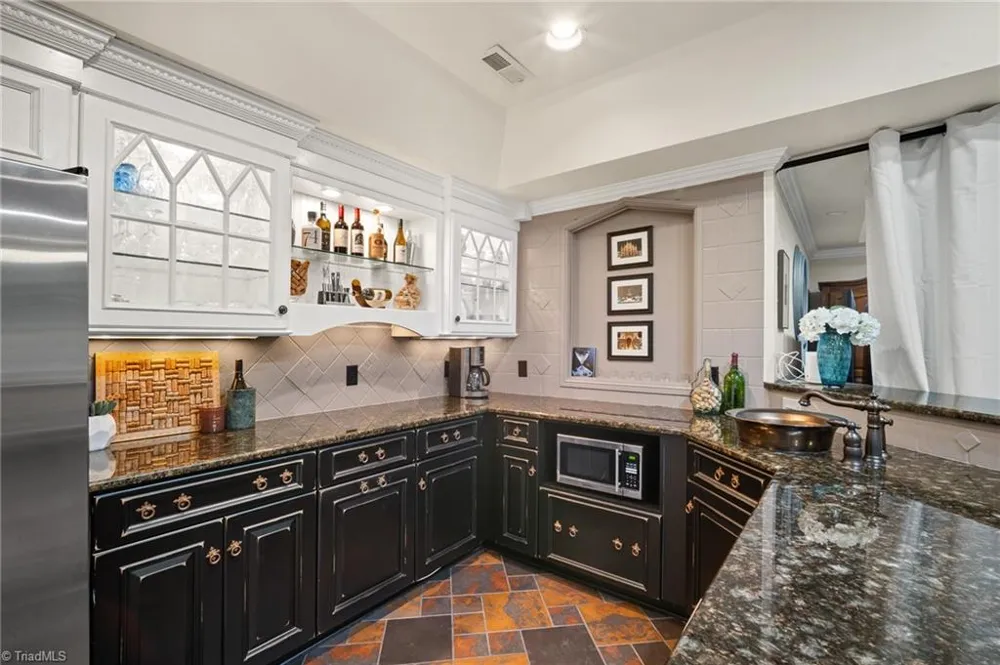 810 Poplar Grove Road Winston-Salem, NC 27106