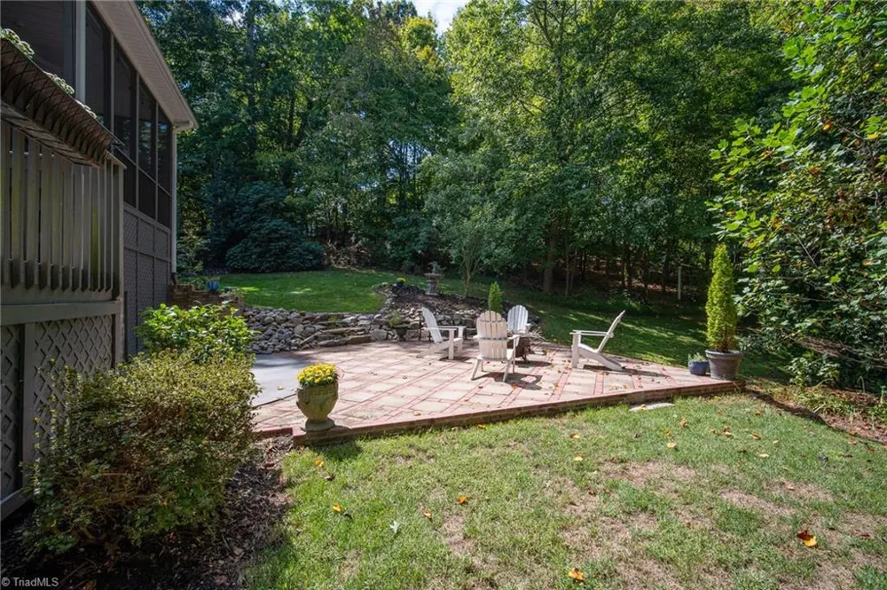810 Poplar Grove Road Winston-Salem, NC 27106