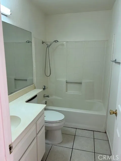 13735 Del Ray Desert Hot Springs, CA 92240