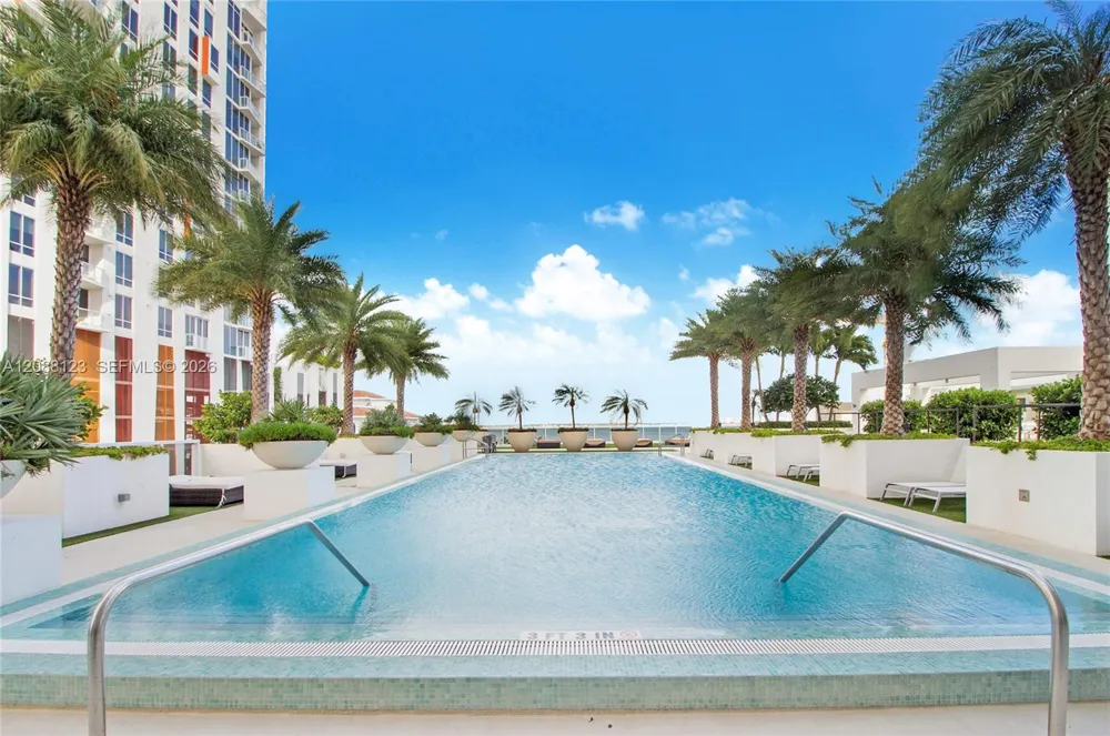 600 NE 27th St #704 Miami, FL 33137