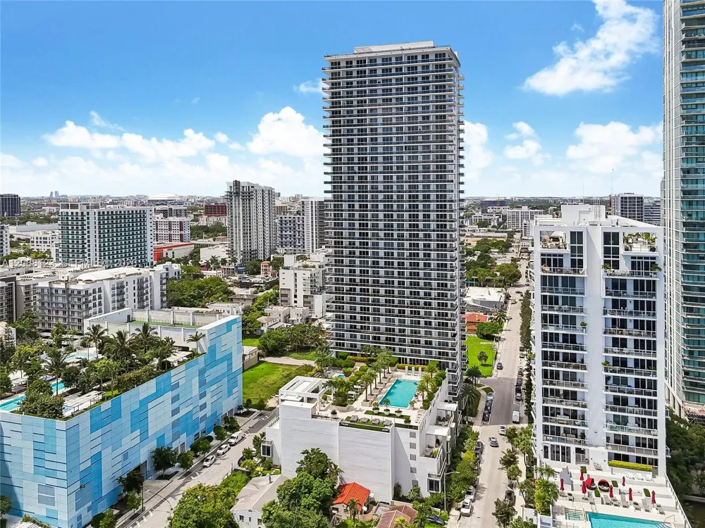 600 NE 27th St #704 Miami, FL 33137