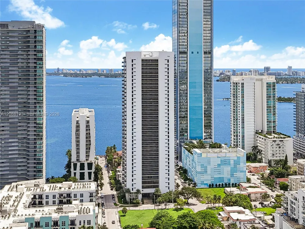 600 NE 27th St #704 Miami, FL 33137