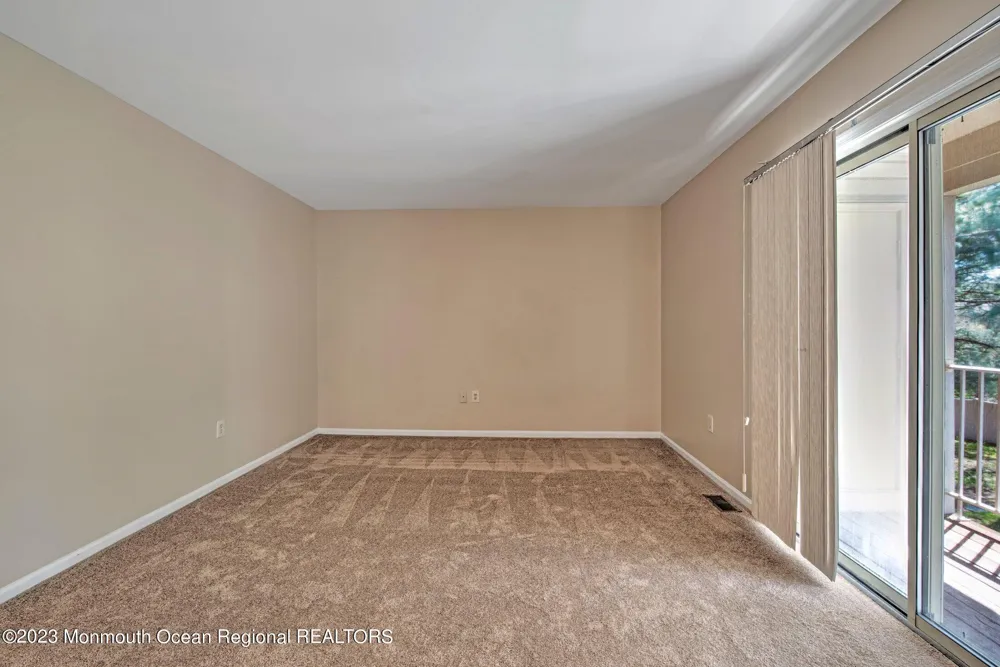 7 Stuart Drive #4 Freehold, NJ 07728