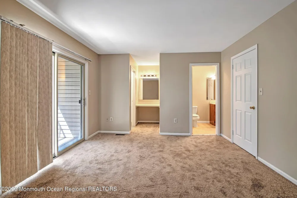 7 Stuart Drive #4 Freehold, NJ 07728