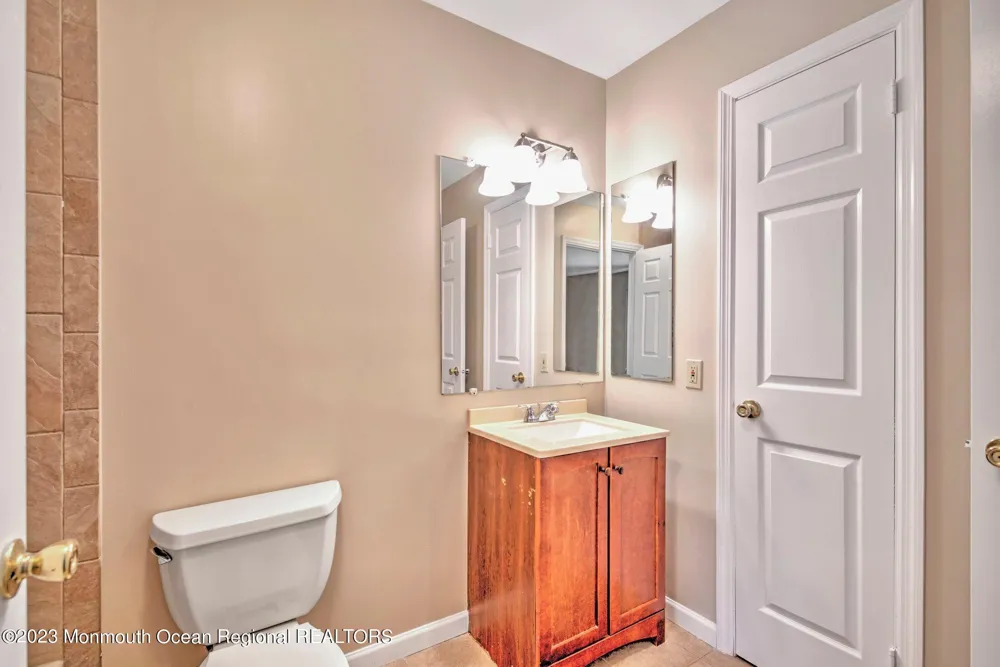 7 Stuart Drive #4 Freehold, NJ 07728