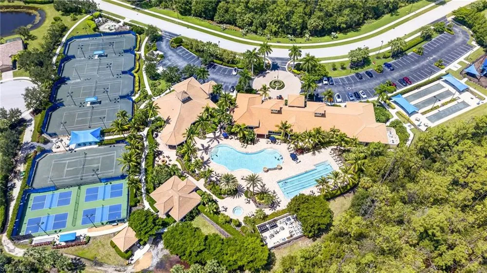 10897 Stonington Avenue Fort Myers, FL 33913