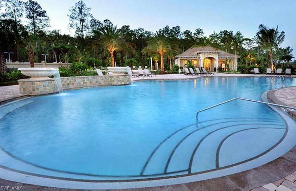10897 Stonington Avenue Fort Myers, FL 33913