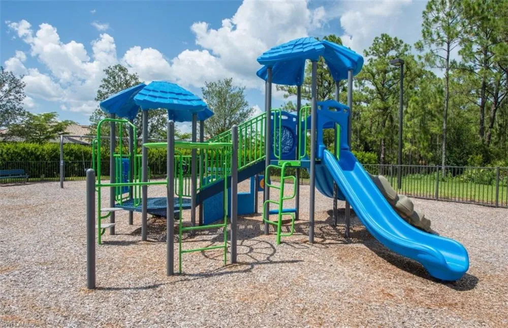 10897 Stonington Avenue Fort Myers, FL 33913