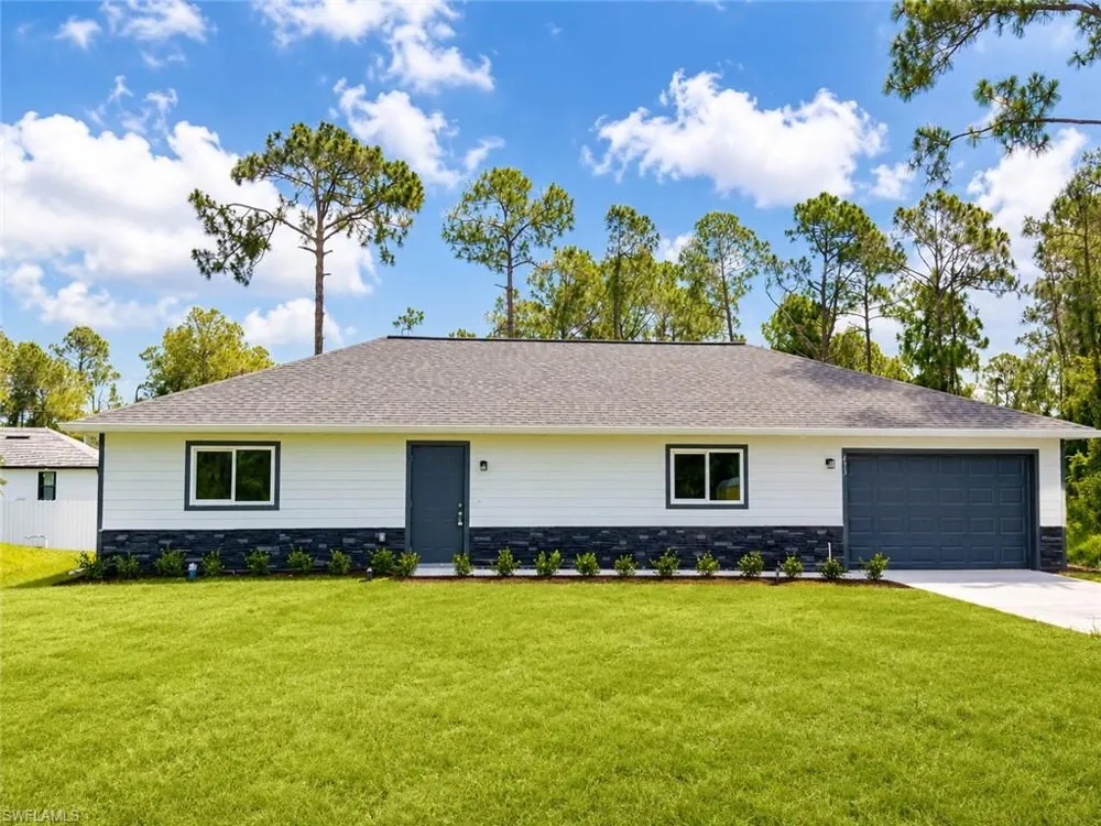 2022 Edward Avenue Alva, FL 33920