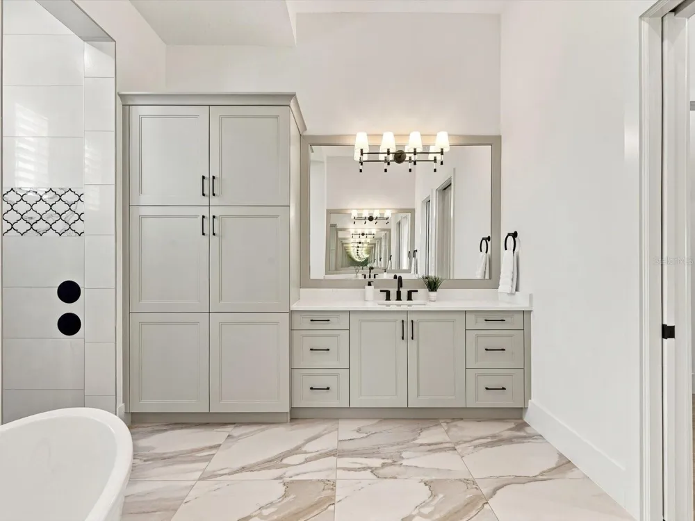 532 BLUE SHELL LOOP Sarasota, FL 34240