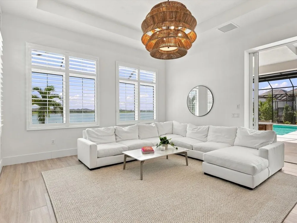 532 BLUE SHELL LOOP Sarasota, FL 34240