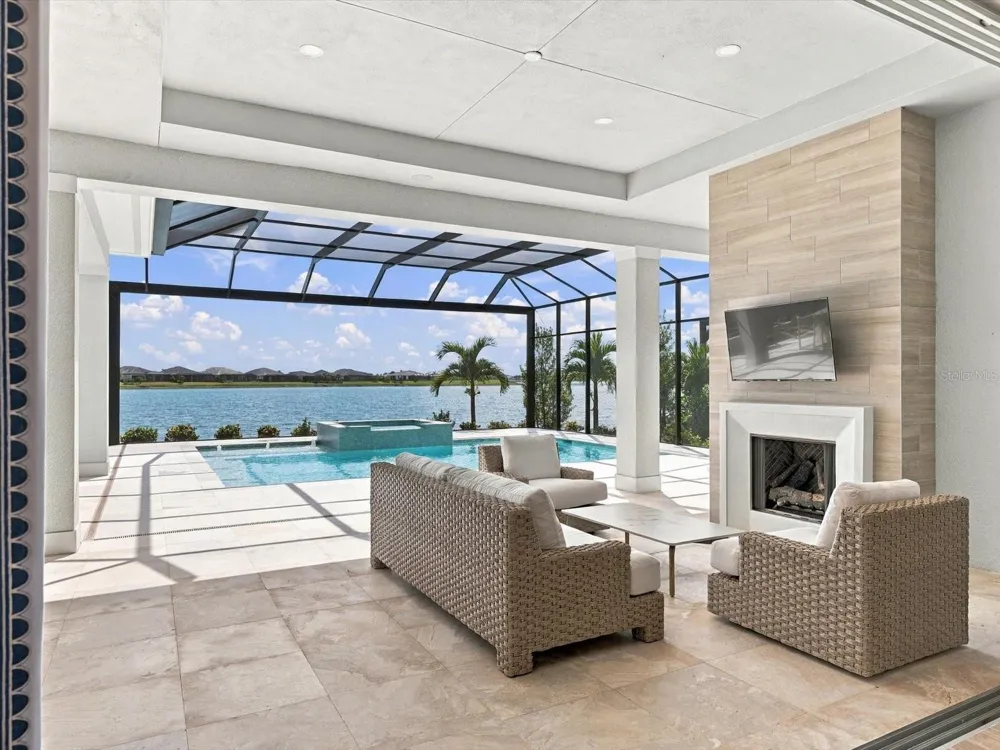 532 BLUE SHELL LOOP Sarasota, FL 34240